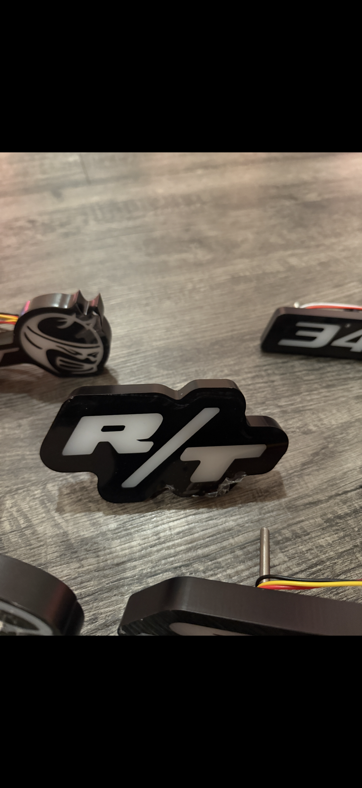 R/T Flow Series Front Grille Emblem